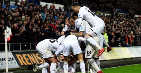 Arsenal suffer 3-1 defeat at rejuvenated Swansea