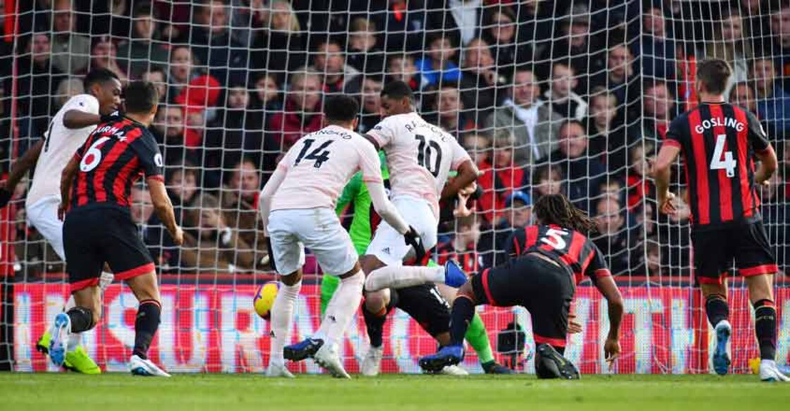 Last-gasp Rashford goal earns United win at Bournemouth