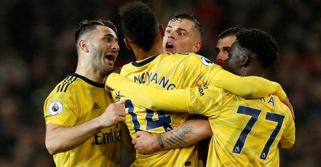 Manchester United held by Arsenal as both struggle to shine