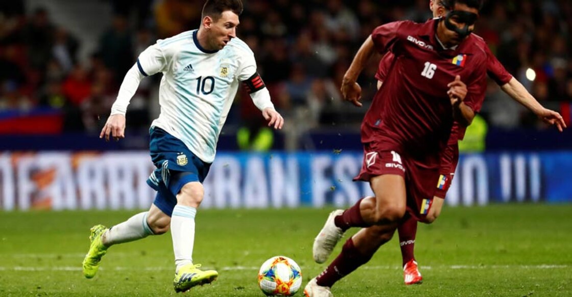 Messi injured on return as Argentina lose 3-1 to Venezuela