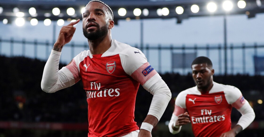 Aubameyang's late strike puts Arsenal in control