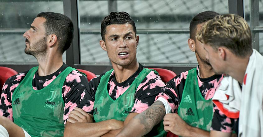 Fans to sue after Ronaldo sits out Juventus friendly in Seoul Fans to sue after Ronaldo sits out Juventus friendly in Seoul