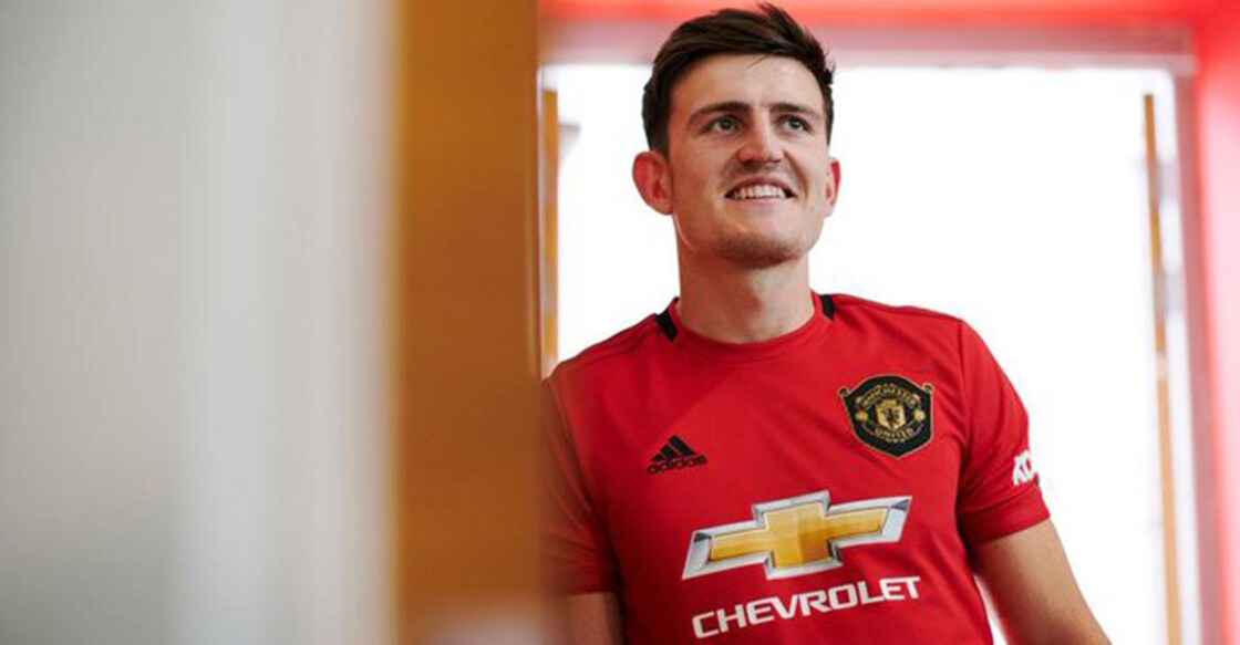 Harry Maguire joins Man United as world's most expensive defender