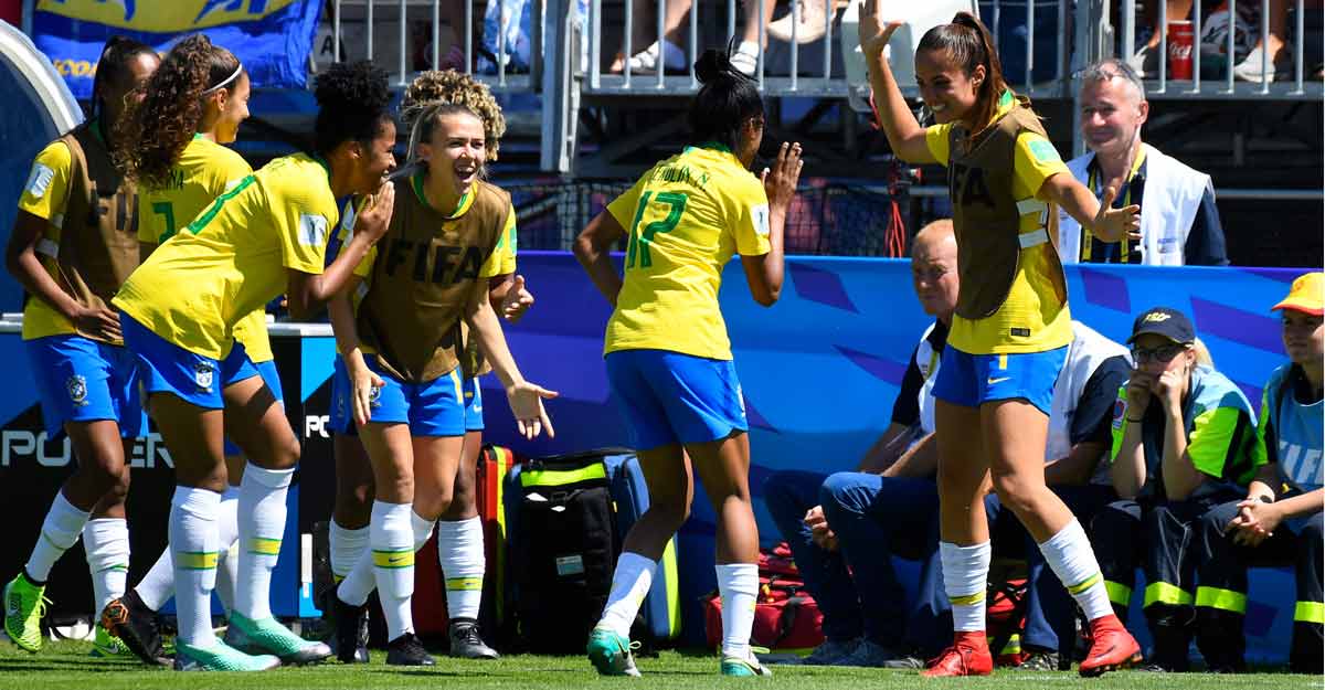Brazil ends gender pay gap in national football team Brazil ends gender pay gap in national football team