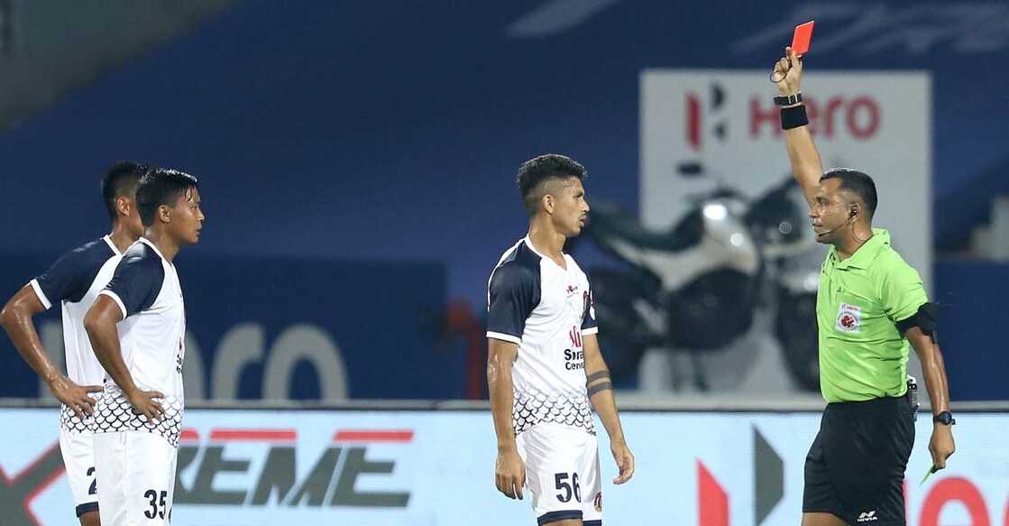 ISL: 10-man East Bengal hold Chennaiyin to draw