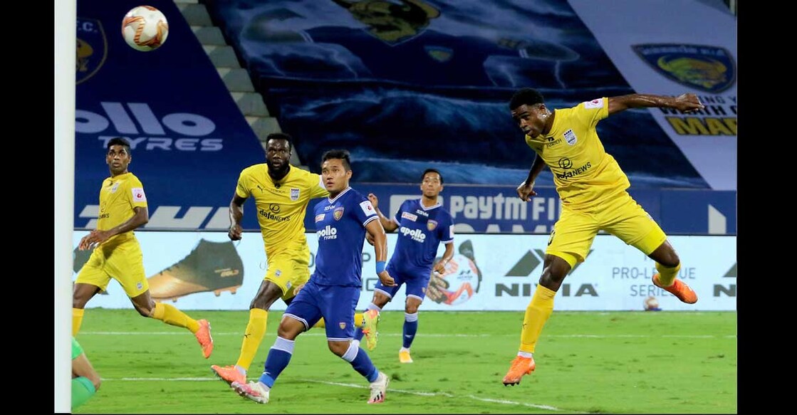 Bartholomew Ogbeche heads in the opener for Mumbai. Photo: ISL