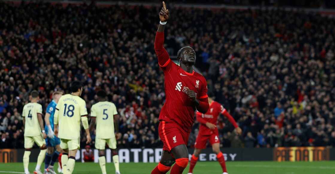 Liverpool's Sadio Mane celebrates scoring their first goal Photo: Reuters/Phil Noble