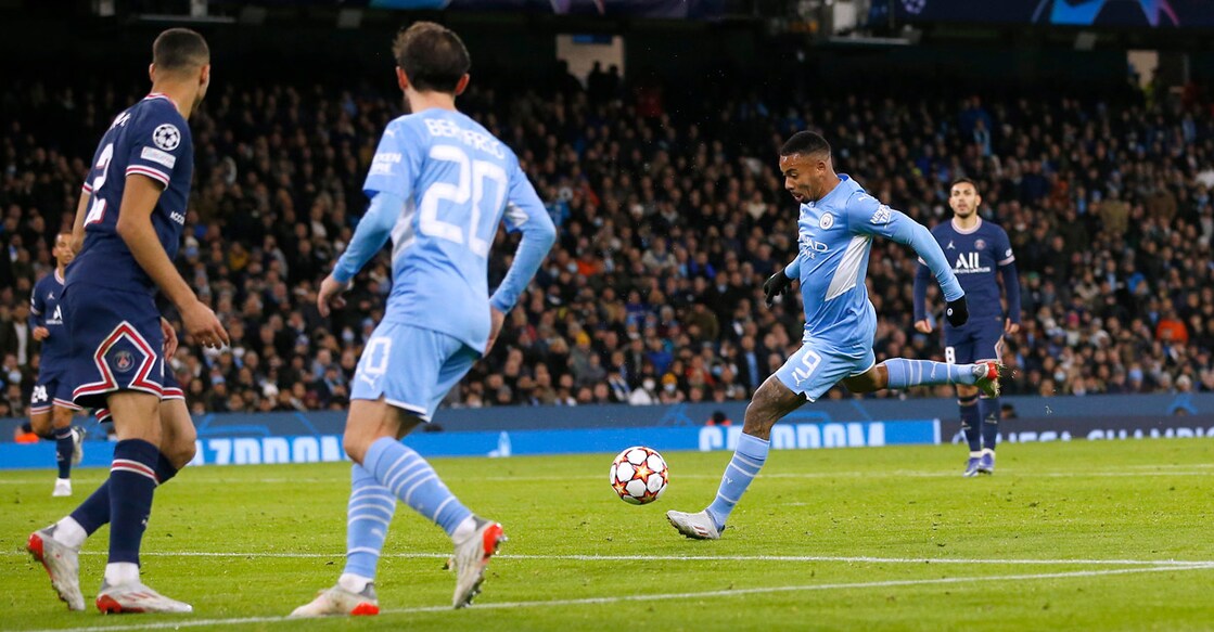 Manchester City's Gabriel Jesus scores the winner. Photo: Reuters/Craig Brough