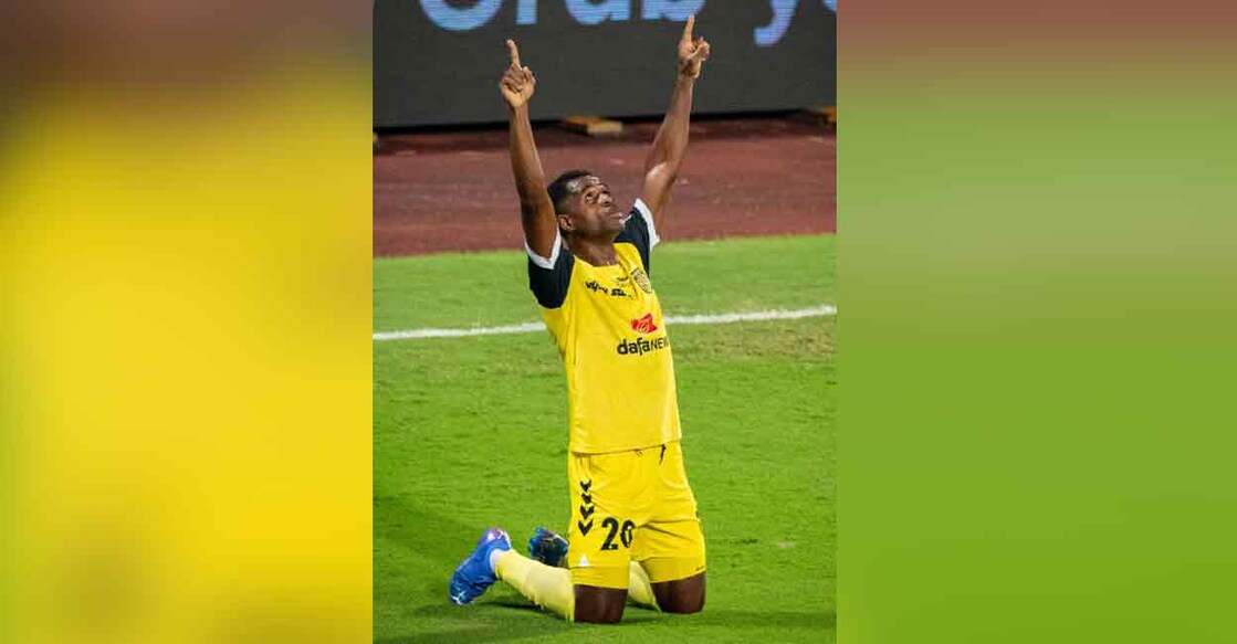Bartholomew Ogbeche celebrates scoring for Hyderabad FC against Bengaluru FC. Photo: Twitter/ @IndSuperLeague