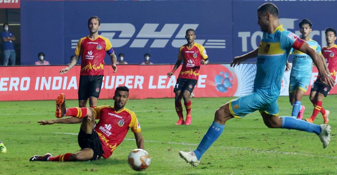 Aridane Santana's late goal