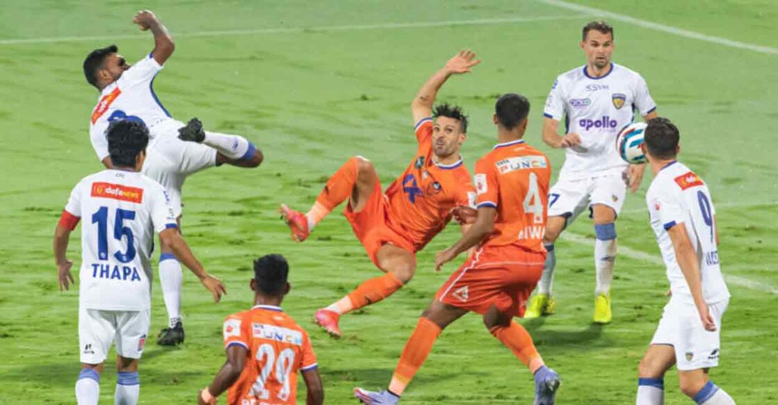 Action between FC Goa and Chennaiyin FC (white). Photo: Twitter/ @IndSuperLeague