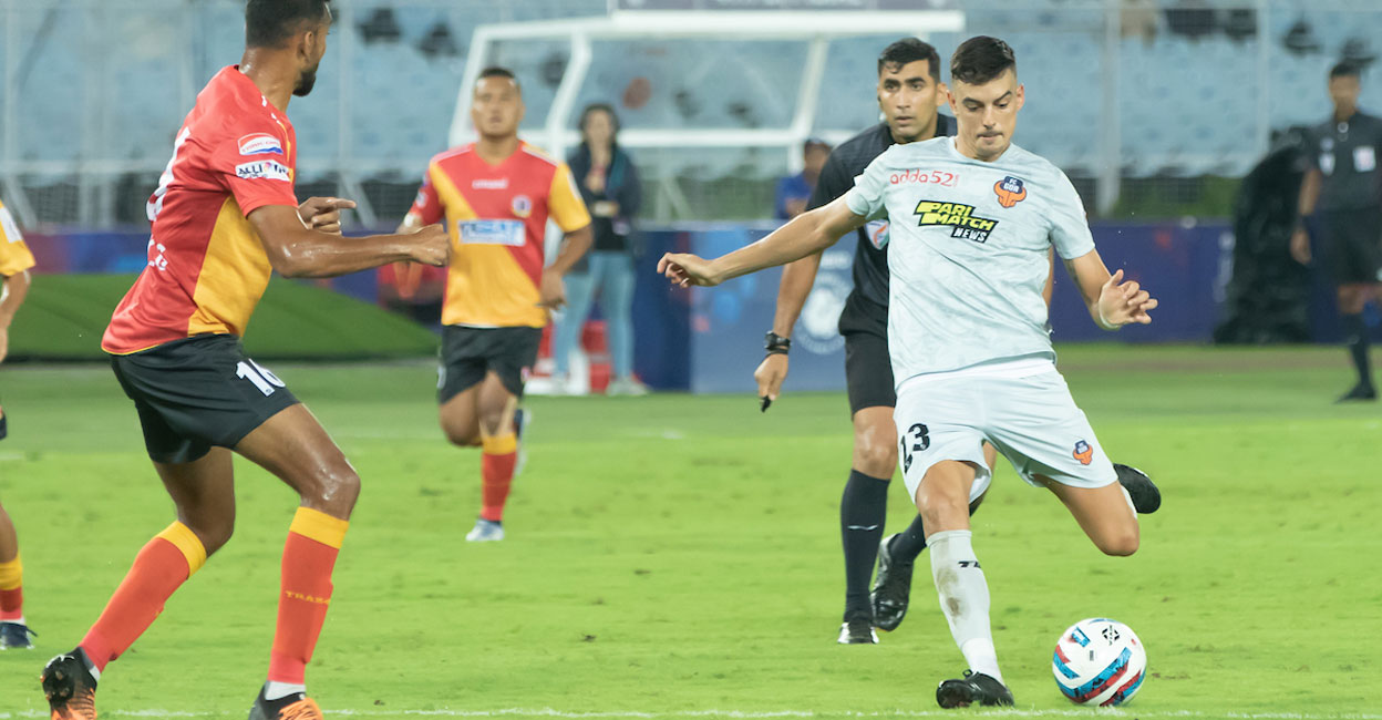 Edu Bedia FC Goa's Edu Bedia takes a shot against East Bengal. Photo: ISL