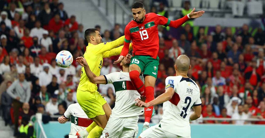 Morocco's Youssef En-Nesyri scores their first goal. Photo: Reuters/Molly Darlington