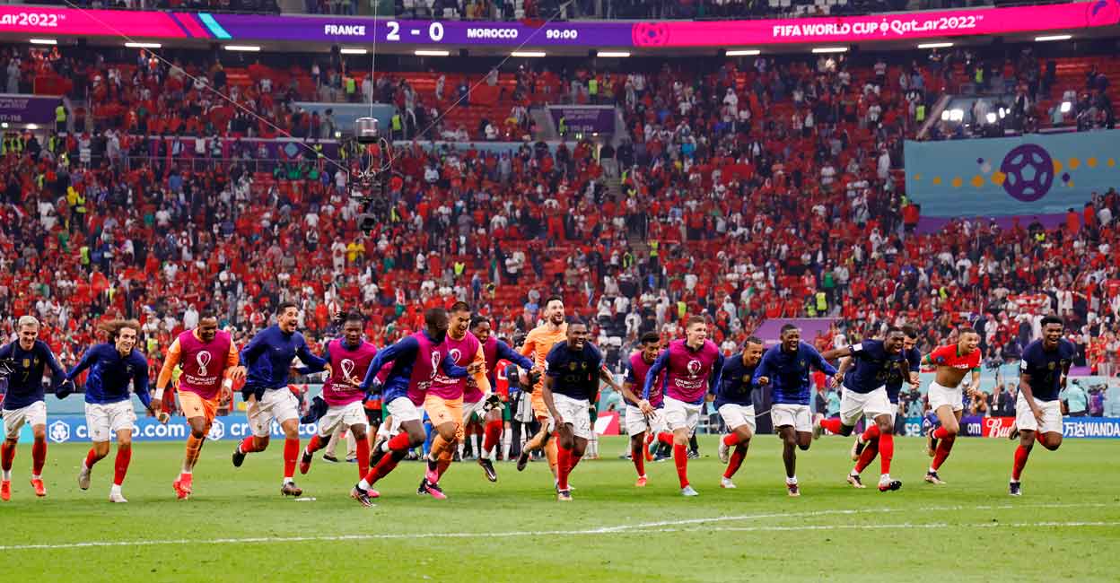 French players celebrate winning the semifinal against Morocco. Photo: Reuters/USA TODAY Sports: Yukihito Taguchi