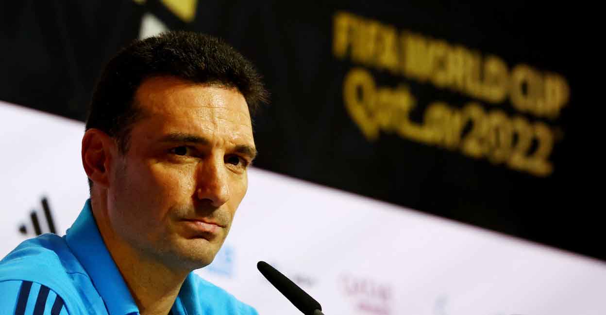 Argentina coach Lionel Scaloni during the press conference. Photo: Reuters/Gareth Bumstead