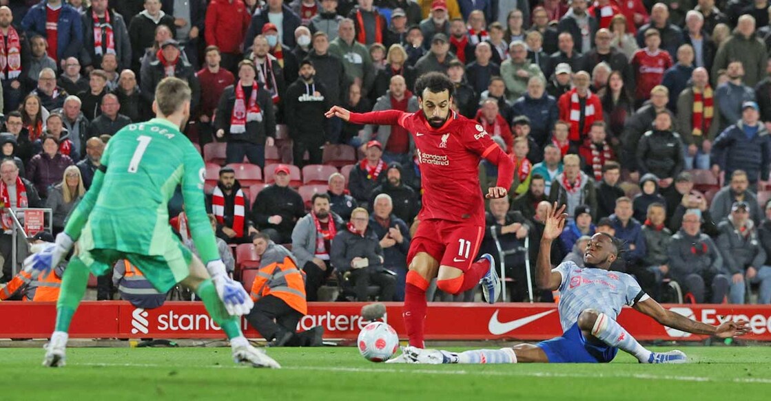 Liverpool's Mohamed Salah in action with Manchester United's David de Gea. Photo: Phil Noble/Reuters