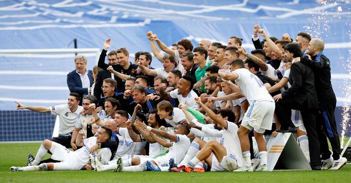 Real Madrid team members celebrate after winning LaLiga REUTERS/Juan Medina