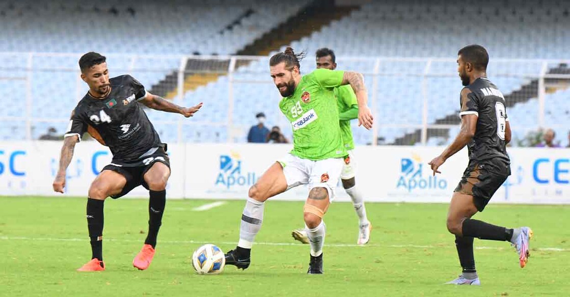 Action between Gokulam Kerala (green) and Bashundhara Kings in the AFC Cup at VYBK Stadium in Kolkata on Tuesday. Photo: Special arrangement 