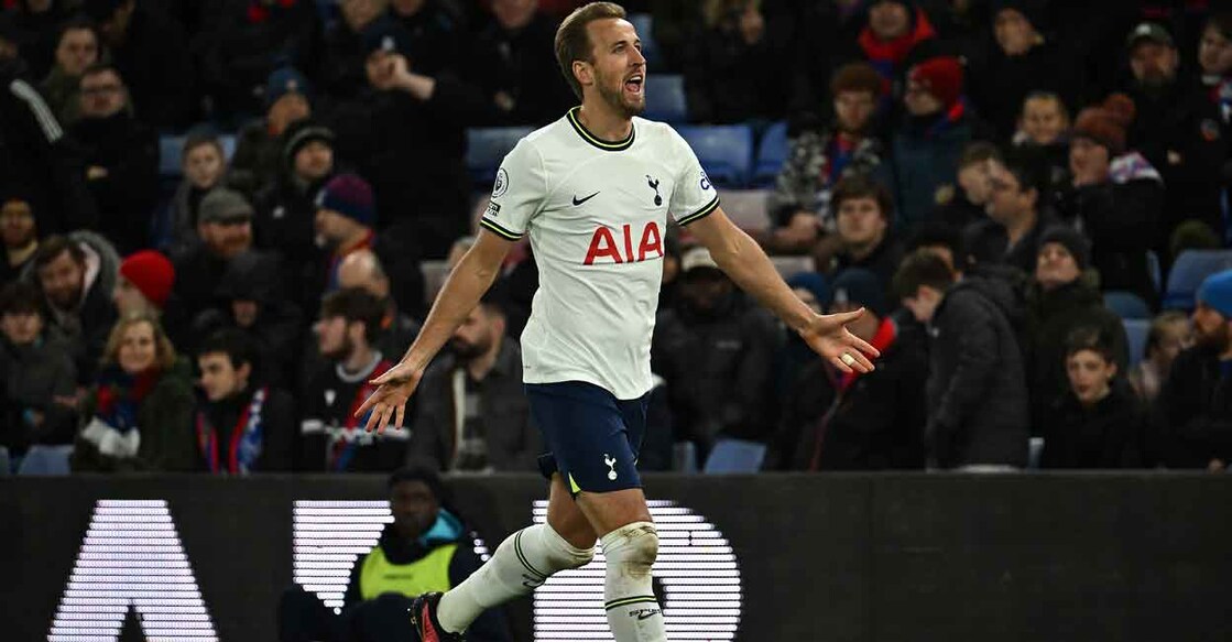 Harry Kane celebrates scoring his team's first goal aganst Crystal Palace. Photo: AFP/Ben Stansall