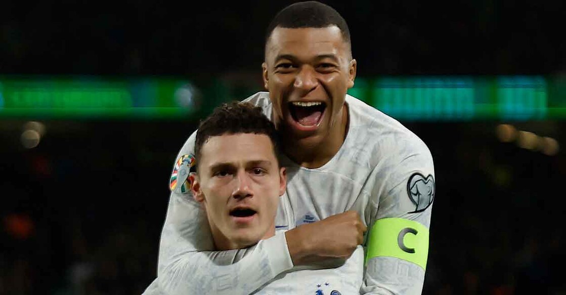 France's Benjamin Pavard celebrates with Kylian Mbappe after scoring the lone goal of the match. Photo: Reuters/Clodagh Kilcoyne