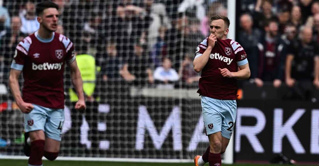West Ham United's Jarrod Bowen, right, celebrates after scoring the equaliser. Photo: AFP/Ben Stansall 