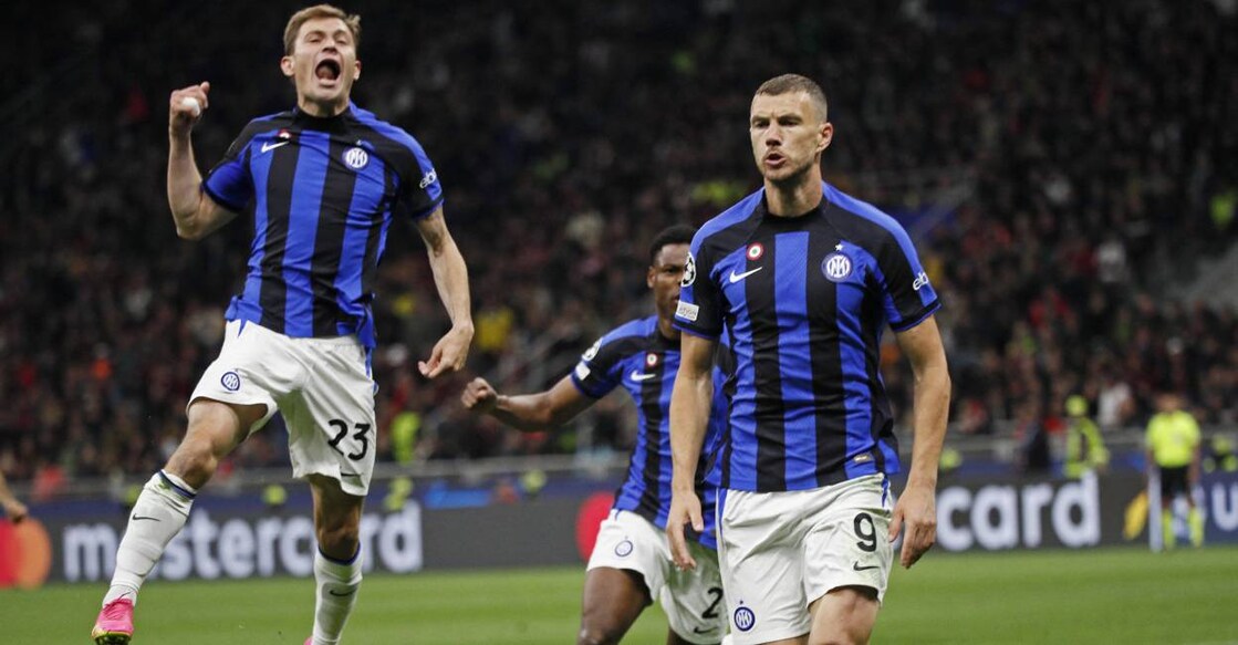 Inter Milan's Edin Dzeko celebrates scoring their first goal with Nicolo Barella and Denzel Dumfries. Photo: Reuters