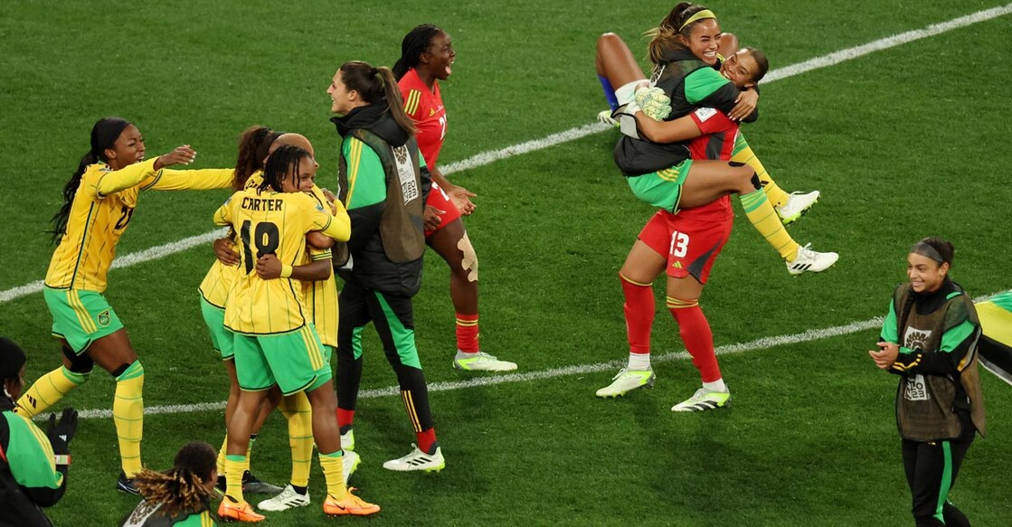 Jamaican players celebrate after the match. Photo: Reuters/Asanka Brendon Ratnayake