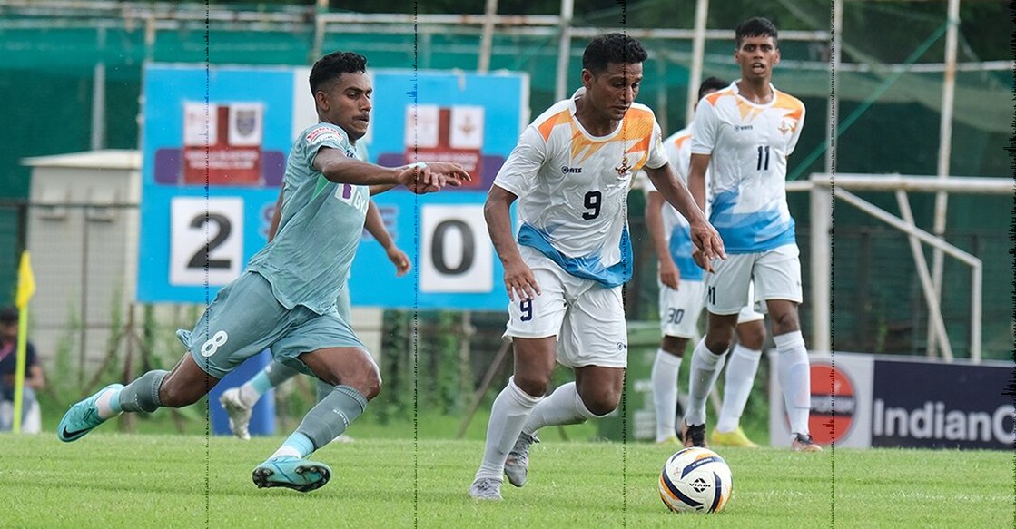 Action between Indian Air Force (white) and Kerala Blasters in the Durand Cup in Kolkata on Monday. Photo: X/@thedurandcup