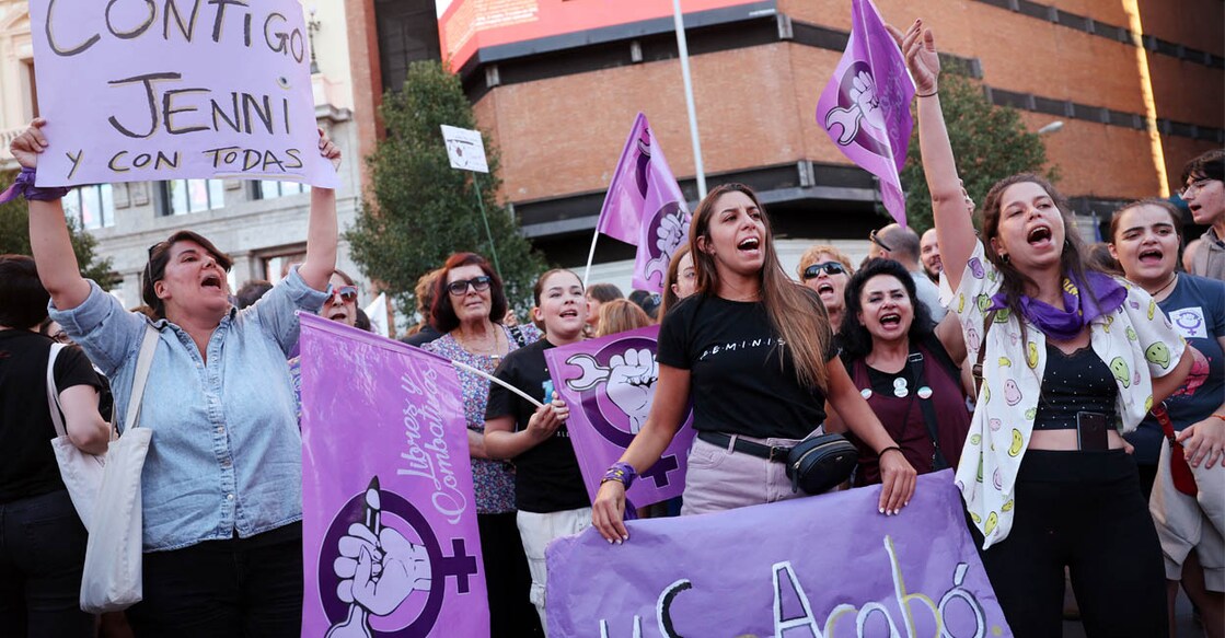 People hold banners and protest in Madrid following a kiss between Royal Spanish Football Federation President Luis Rubiales and Spain's Jennifer Hermoso after the Women's World Cup Final. Photo: REUTERS/Isabel Infantes