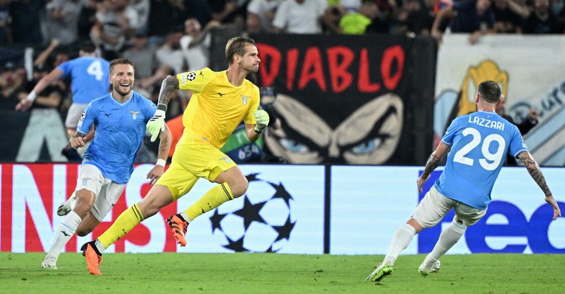 Lazio goalkeeper Ivan Provedel celebrates scoring the equaliser against Atletico Madrid. Photo: Reuters/Alberto Lingria