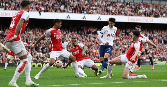 SOCCER-ENGLAND-ARS-TOT-REPORT