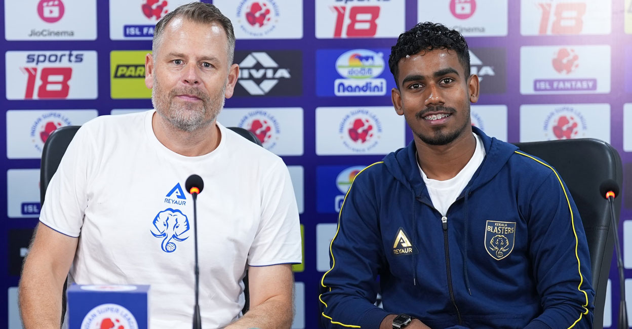 Vibin Mohanan (right) will be vital as Mikael Stahre's (left) Kerala Blasters face Odisha FC in Bhubaneswar on October 3. Photo: Special arrangement