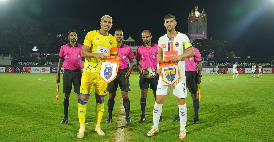 When Malappuram FC and Thiruvananthapuram Kombans (yellow) met earlier in the league the match ended 1-1. Photo: Special arrangement 