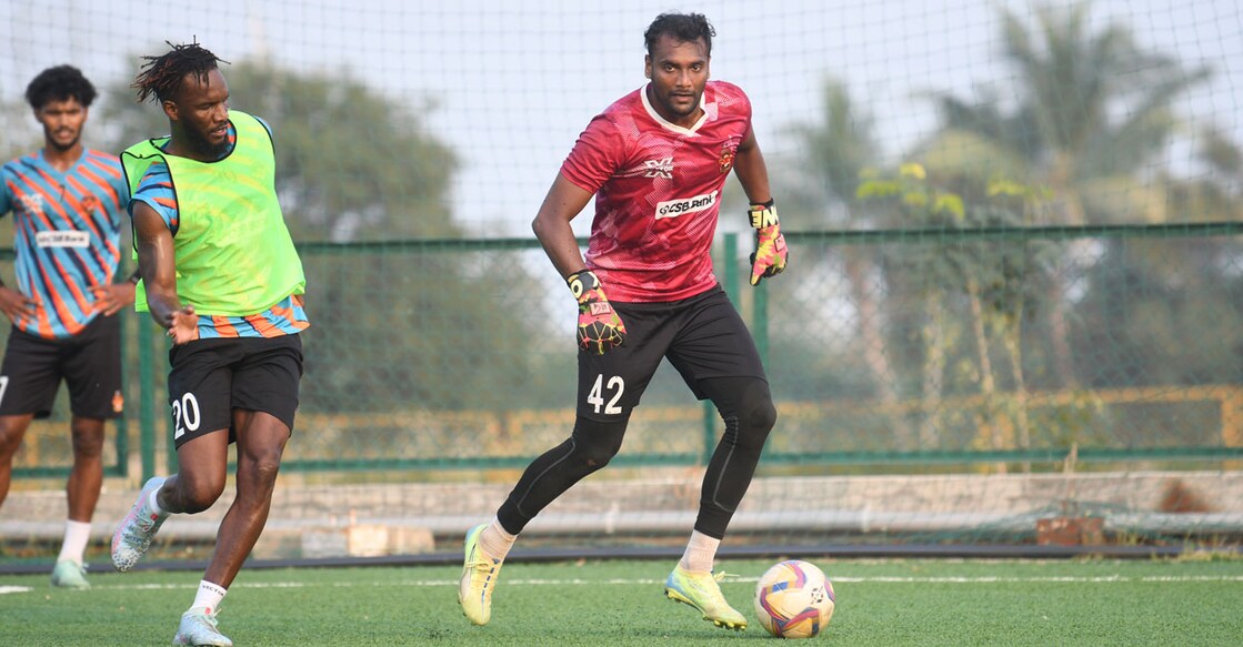 Gokulam Kerala goalkeeper Shibin Raj (right) and striker Adama Niane in training ahead of their I-League season opener against Sreenidi Deccan in Hyderabad. Photo: Special arrangement