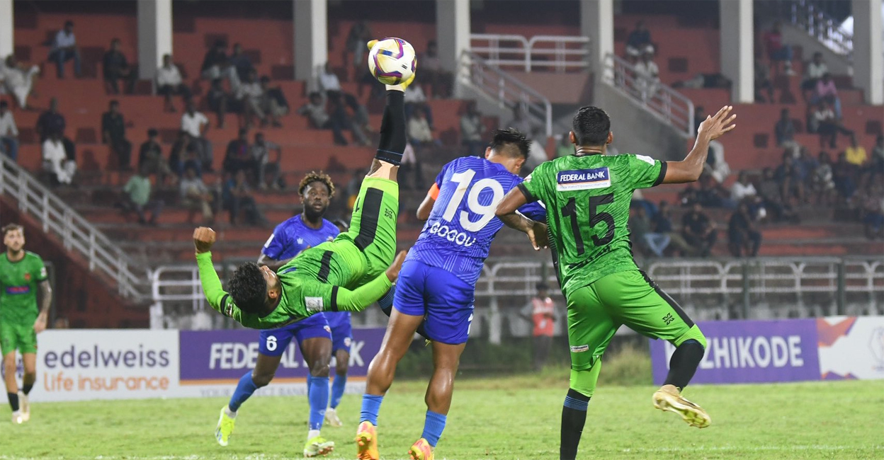 Action between Gokulam Kerala (green) and Churchill Brothers in the I-League at Kozhikode on Saturday. Photo: I-League