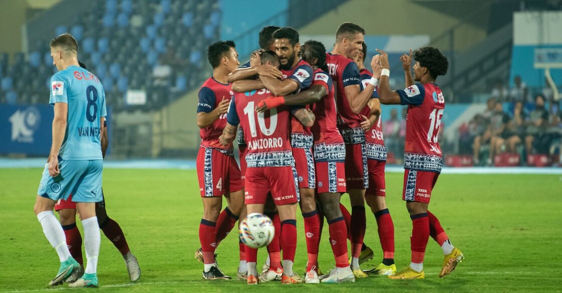 JFC players celebrating Jérémy Manzorro's penalty against MCFC at the Mumbai Football Arena on Sunday. Photo: Special Arrangement