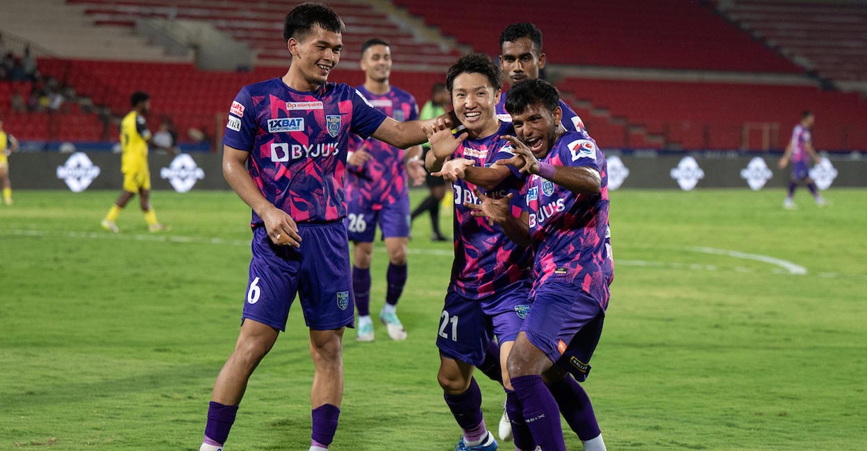 Kerala Blasters players celebrate their second goal. Photo: FSDL/ISL