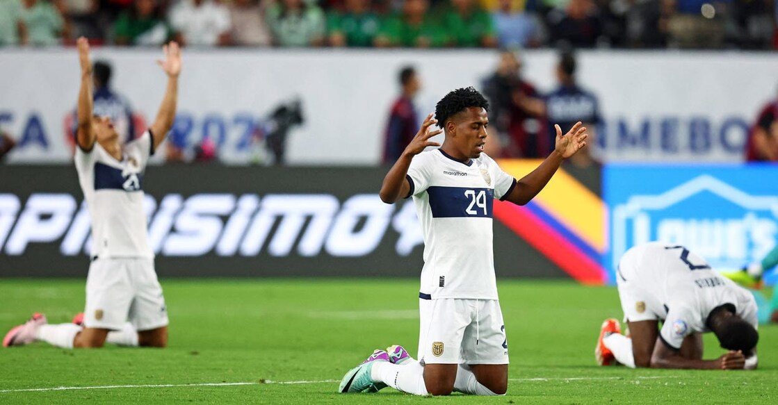 Ecuador's Jose Hurtado (No. 24) celebrates after the draw against Mexico. Photo: USA TODAY Sports/Mark J Rebilas via Reuters