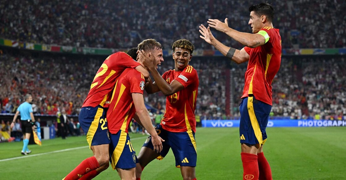 Spanish players celebrate their second goal against France in the semifinals. File photo: Reuters/Annegret Hilse