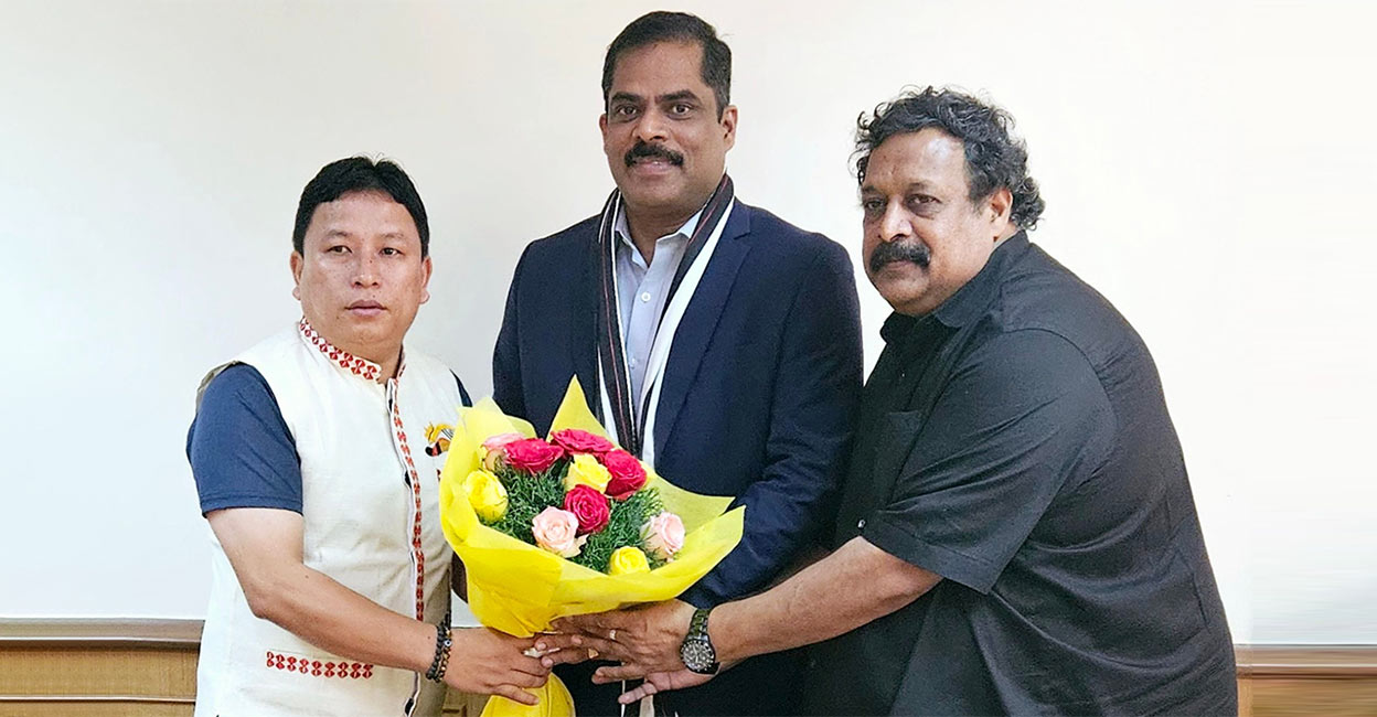 Keralite Anilkumar, centre, took charge on Monday. Photo: AIFF via IANS 