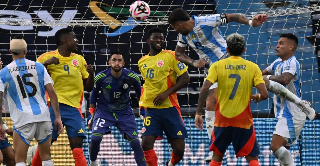 Argentina's defender Nicolas Otamendi (3-R) heads the ball past Colombia's midfielder Jefferson Lerma during the 2026 FIFA World Cup South American qualifiers football match. Photo: AFP