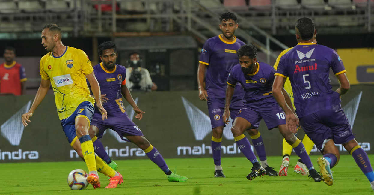 Super League Kerala Thiruvananthapuram Kombans lead Forca Kochi 10 at halftime