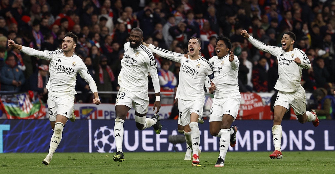 Real Madrid's Antonio Rudiger celebrates with teammates after the match. Photo: REUTERS/Juan Medina