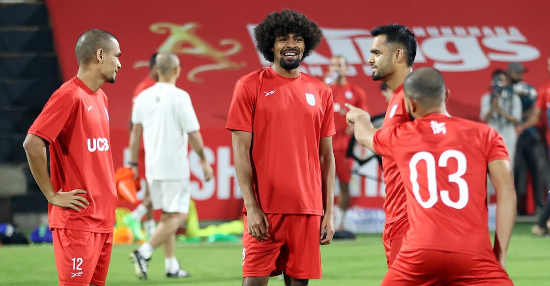 Hamza Choudhury trains with his Bangladesh teammates. Photo: Bangladesh Football Federation 