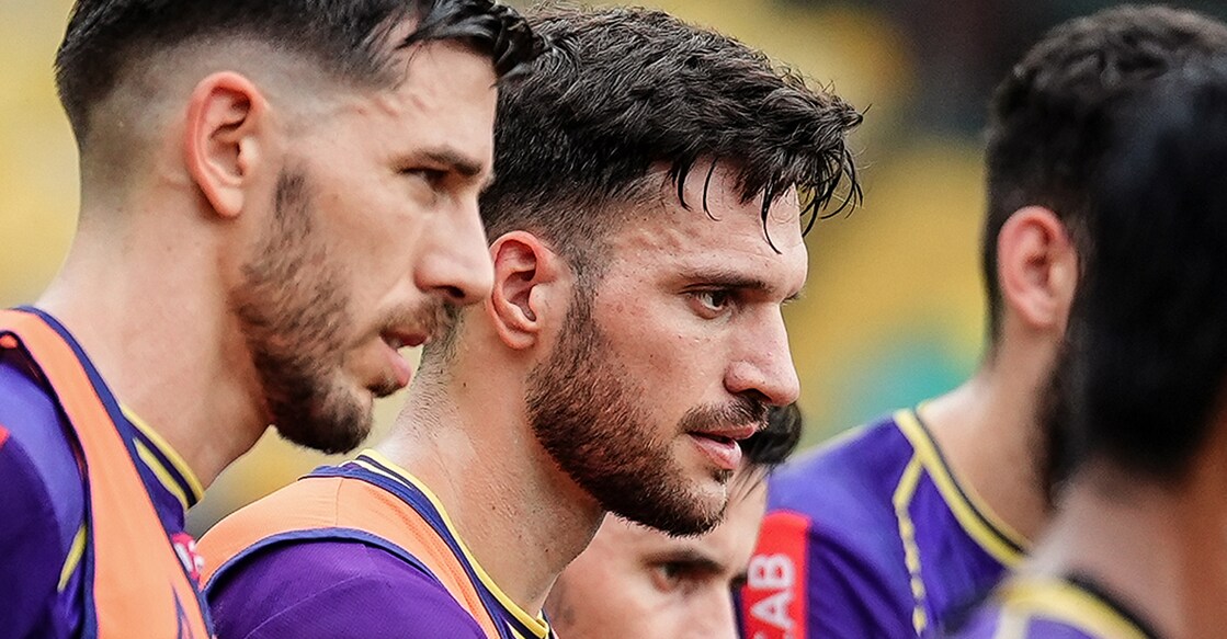 Jesus Jimenez is flanked by Dusan Lagator and Adrian Luna during a Kerala Blasters training session. Photo: KBFC