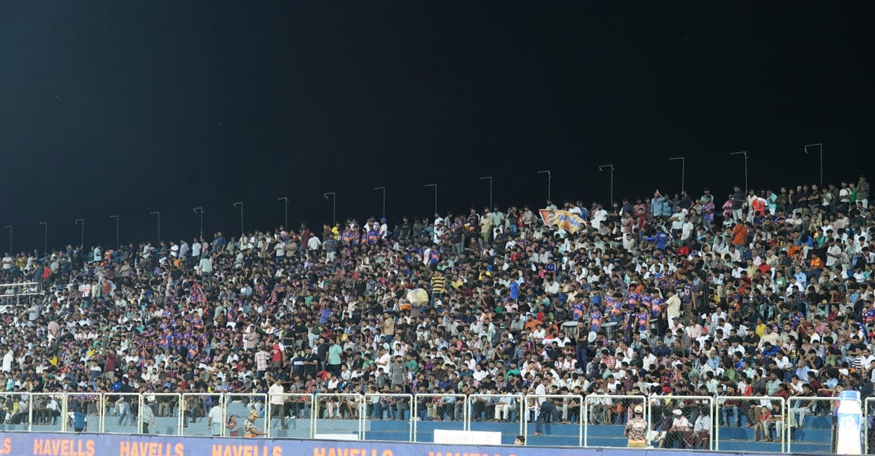 manjeri-crowd-super-league-kerala Football fans at a Super League Kerala match at the Payyanad Stadium in Manjeri, Malappuram. Photo: Special arrangement