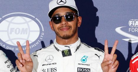 Hamilton wins in Japan to take 59-point lead over Vettel