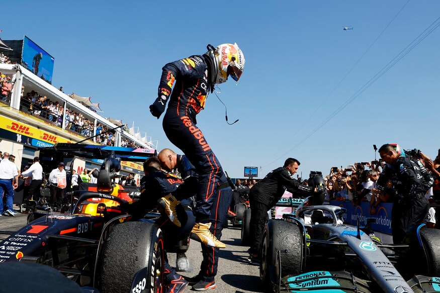 Formula One F1 - French Grand Prix - Circuit Paul Ricard, Le Castellet, France - July 24, 2022 Red Bull's Max Verstappen celebrates after winning the race REUTERS/Eric Gaillard/Pool