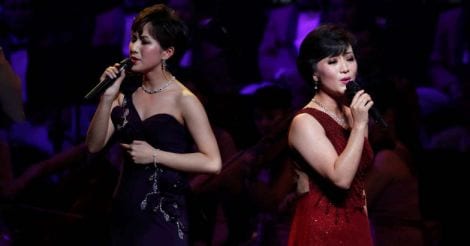 North Korean orchestra entertains South Korean gathering