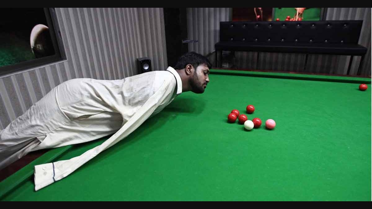 Born without arms, Pakistani man masters snooker Sports News Onmanorama